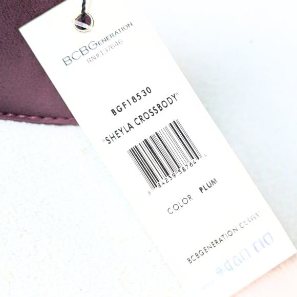 NWT BCBGeneration Shelya Studded Crossbody Bag with a Chain Strap - Picture 7 of 7